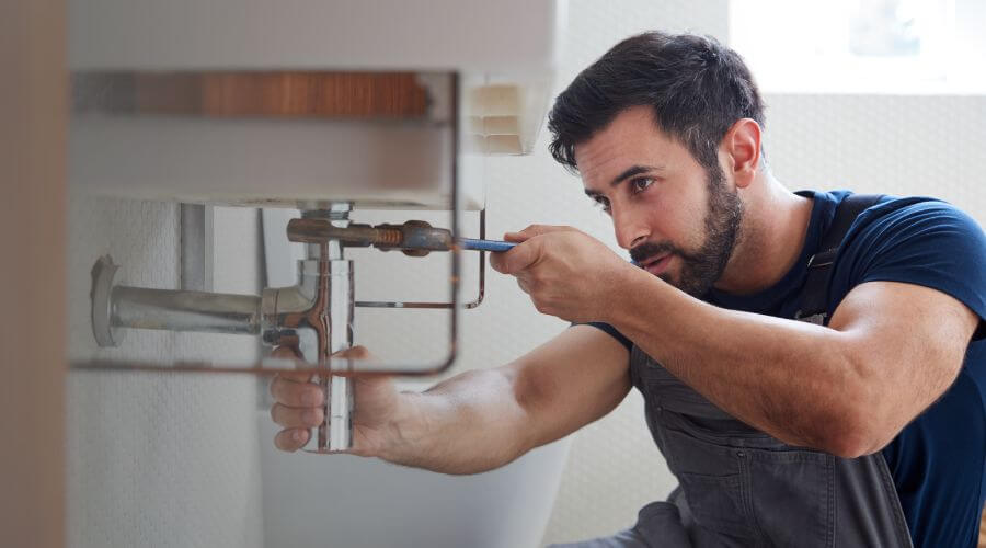 Faucet aerator cleaning/replacement in Altus, AR